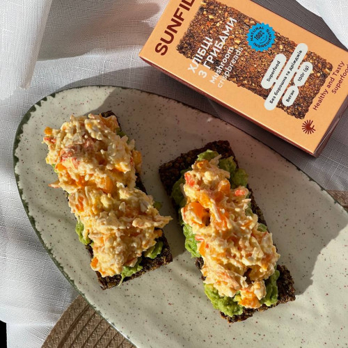 Хлібці з грибами та насінням льону